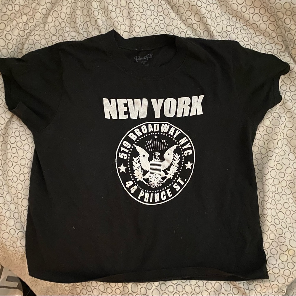 Brandy Melville Chloe Top in Black with white New York 519 Broadway graphic